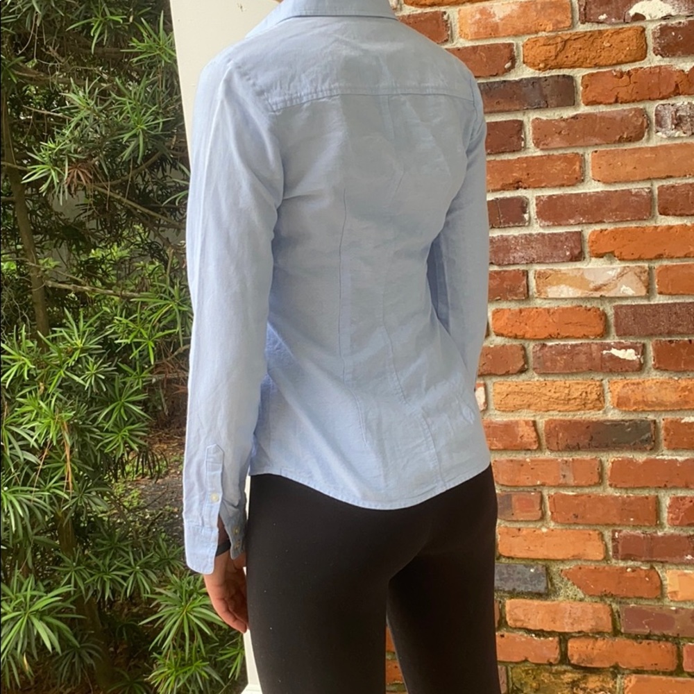 Vineyard Vines Button Down - image 3